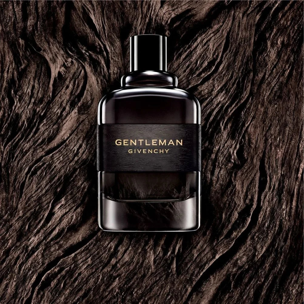 Givenchy-Gentleman-Boisee-Image.webp