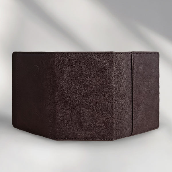 Engage, Tri-Fold MagSafe Wallet