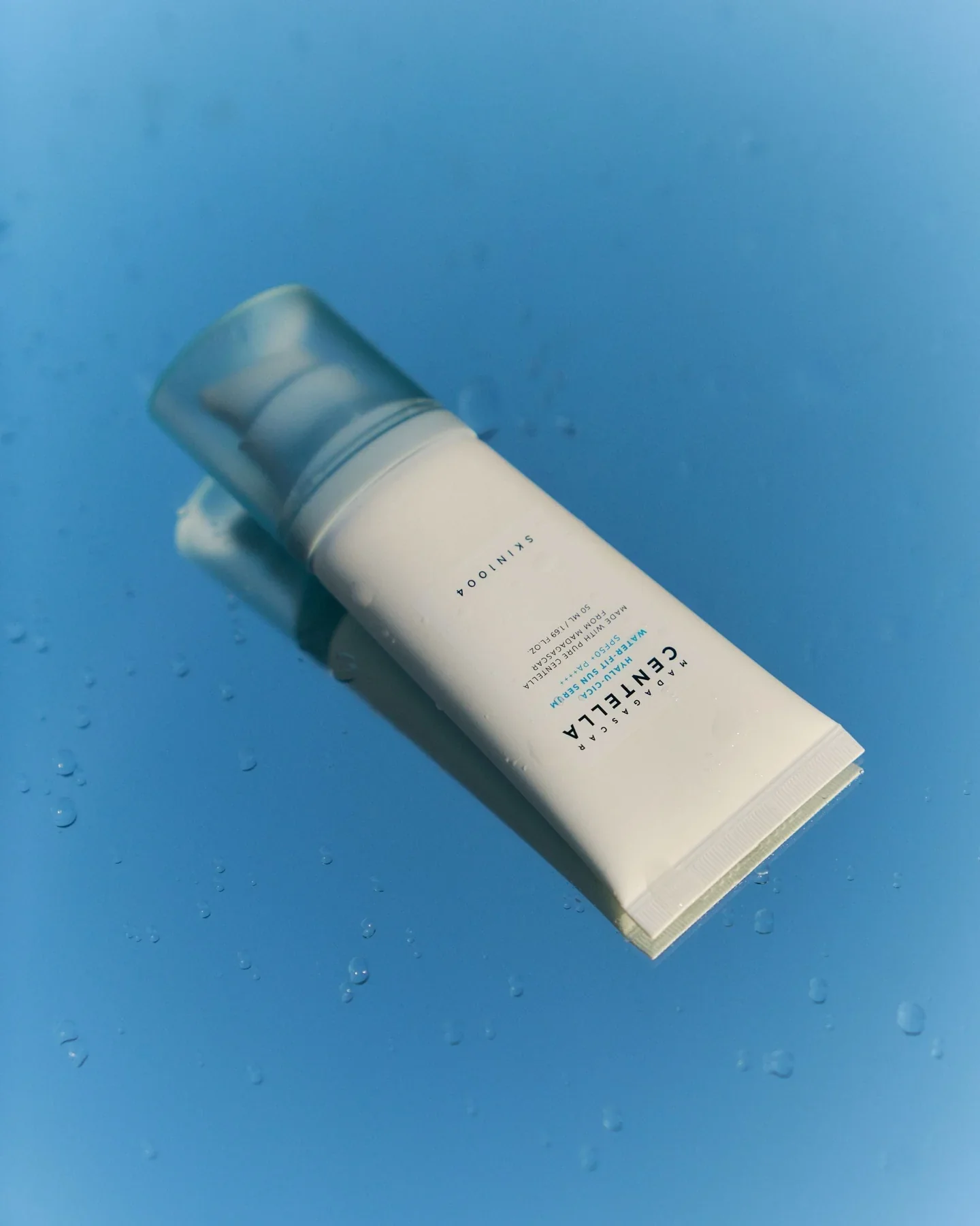 SKIN1004, Madagascar Centella Hyalu-Cica Water-Fit Sun Serum, 50ml