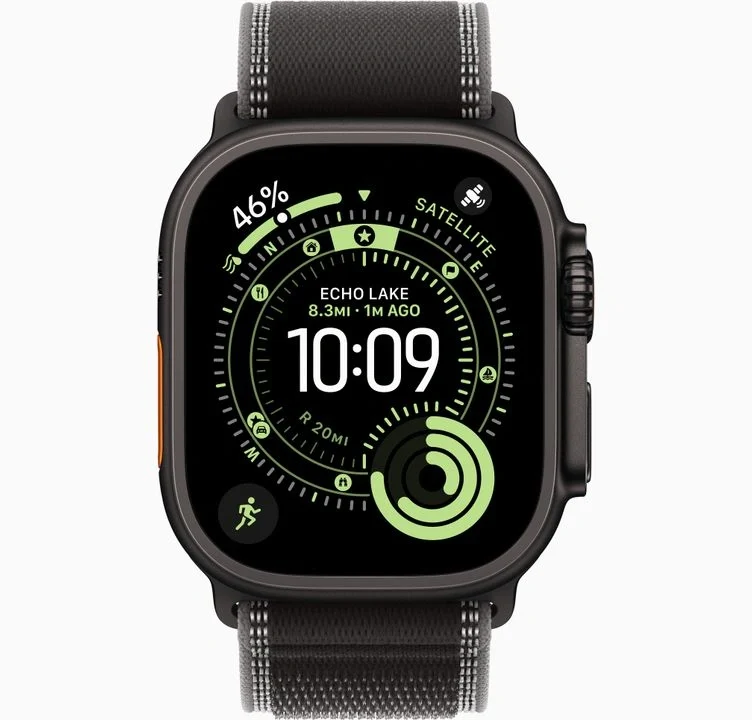 Apple Watch Ultra 3 GPS + Cellular 49mm Black Titanium Case with Black/Charcoal Trail Loop - M/L
