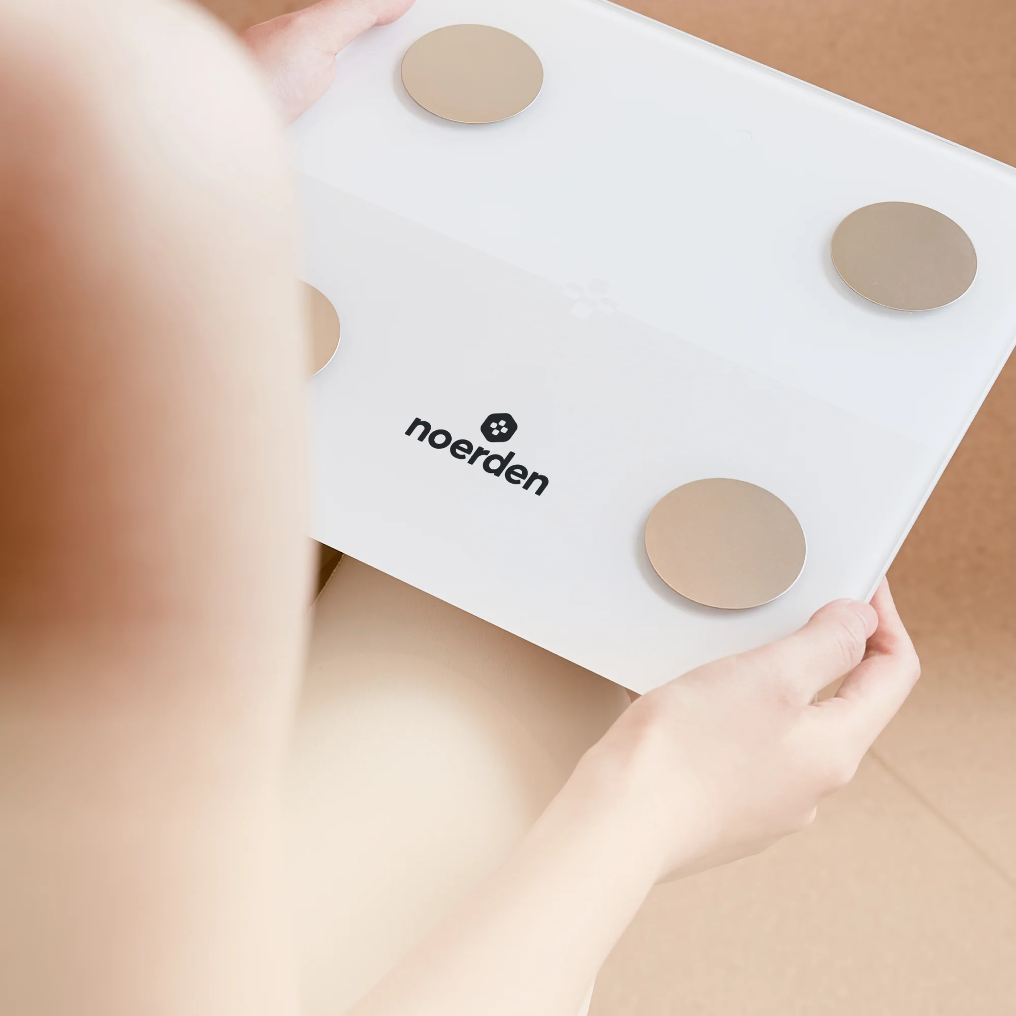 Noerden MINIMI+ Smart Body Scale – 16 Metrics, Heart Rate & Bluetooth Sync