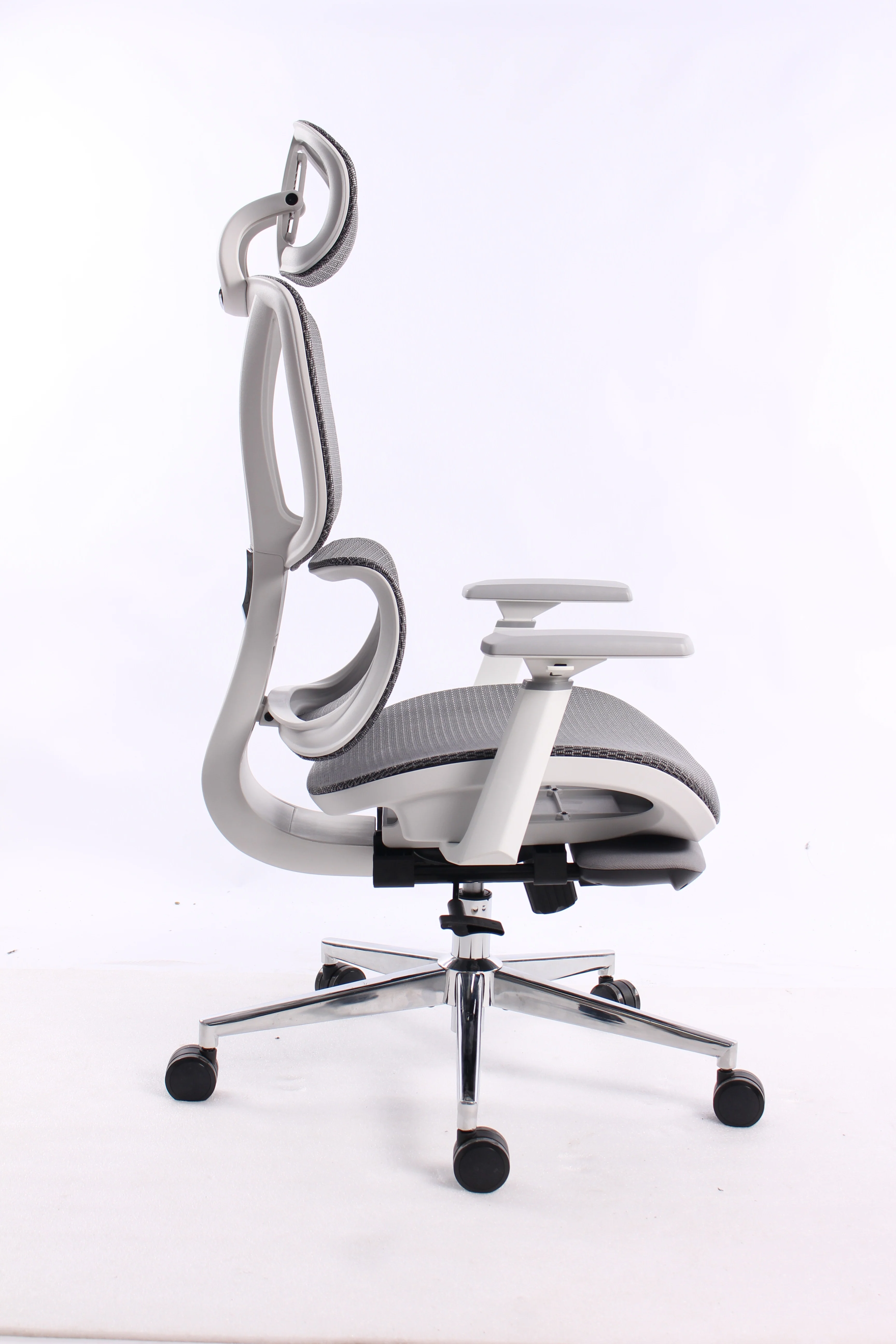 Black Bull Ergonomic Mesh Gaming & Office Chair with Footrest, Assembly not included - White / Gray (Free Delivery)