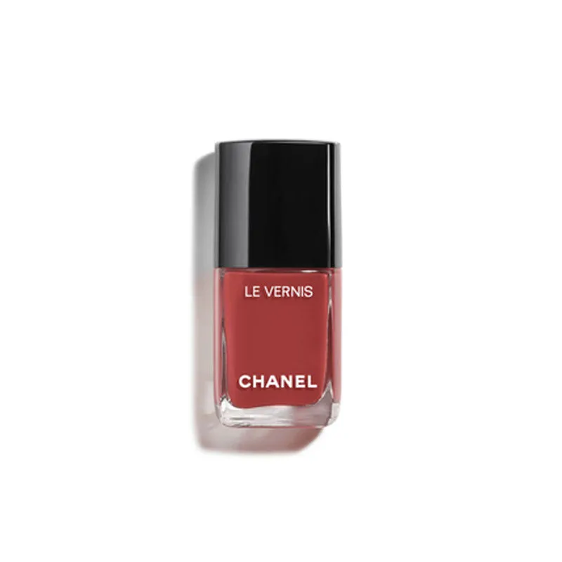 05_2a7b8487-ddcb-4b0d-a9c2-945f7bc803e7.jpg Chanel Le Vernis Nail Colour – Fabuliste - 05_2a7b8487-ddcb-4b0d-a9c2-945f7bc803e7.jpg