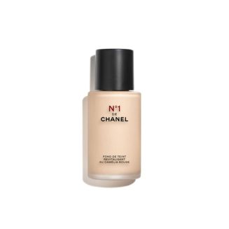 Chanel N°1 De Chanel Revitalising Foundation Illuminates - Hydrates - Protects - BR12