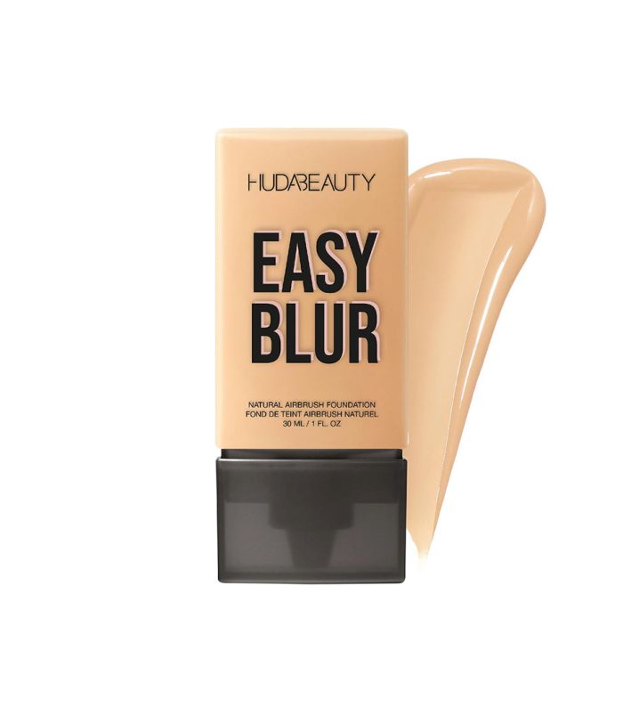 Huda-Beauty-Easy-Bake-Natural-Airbrush-Foundation-2734.jpg